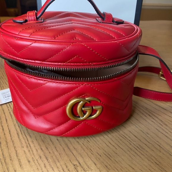 ❤️ Authentic Gucci GG Marmont Matelasse Mini Backpack, Brand New - Picture 4 of 14